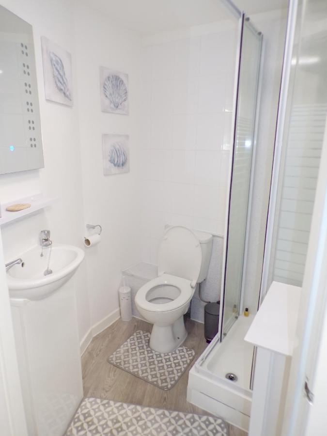 Whinstone Holiday Home In Falkland - Sleeps 8 Bagian luar foto