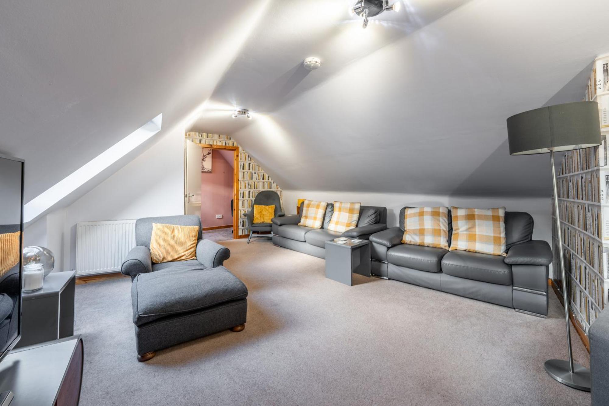 Whinstone Holiday Home In Falkland - Sleeps 8 Bagian luar foto
